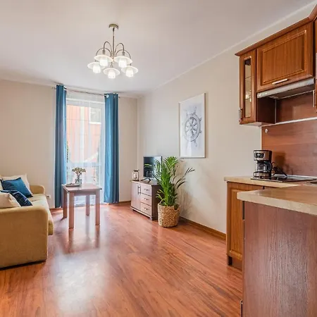 Flatbook - Port Z Parkingiem Lägenhet *