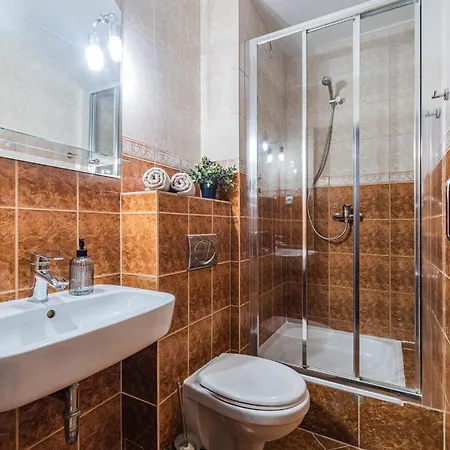 Apartament Flatbook - Port Z Parkingiem